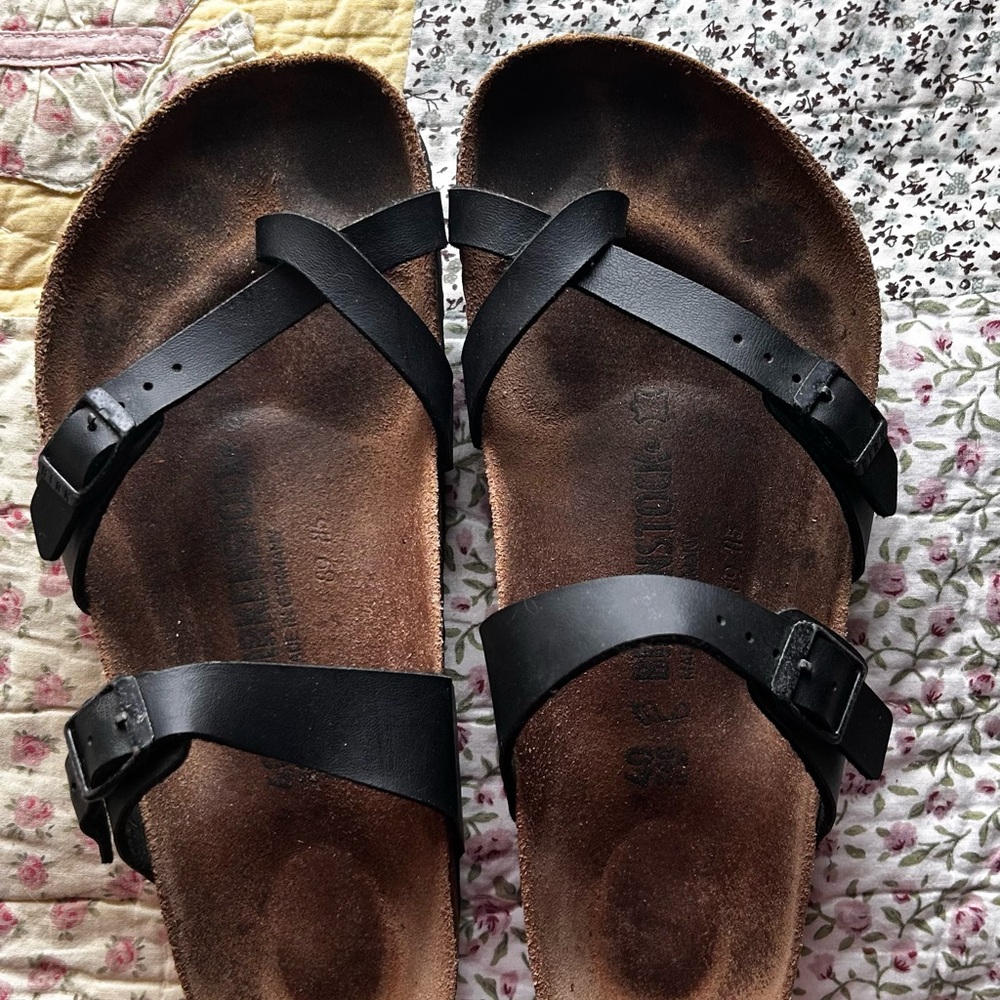 Birkenstock Black and Brown Sandals